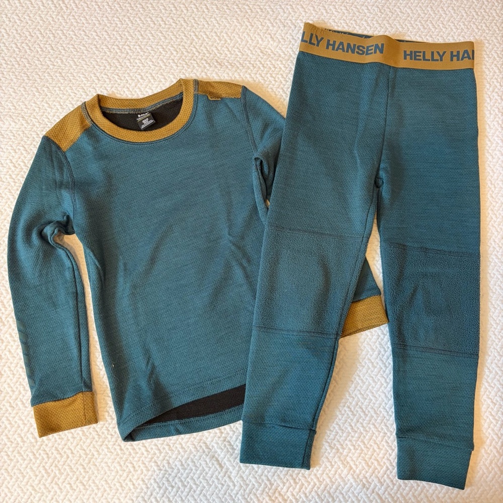 Helly Hansen Kids Merino Wool LIFA Thermal Base Layer Set snow winter